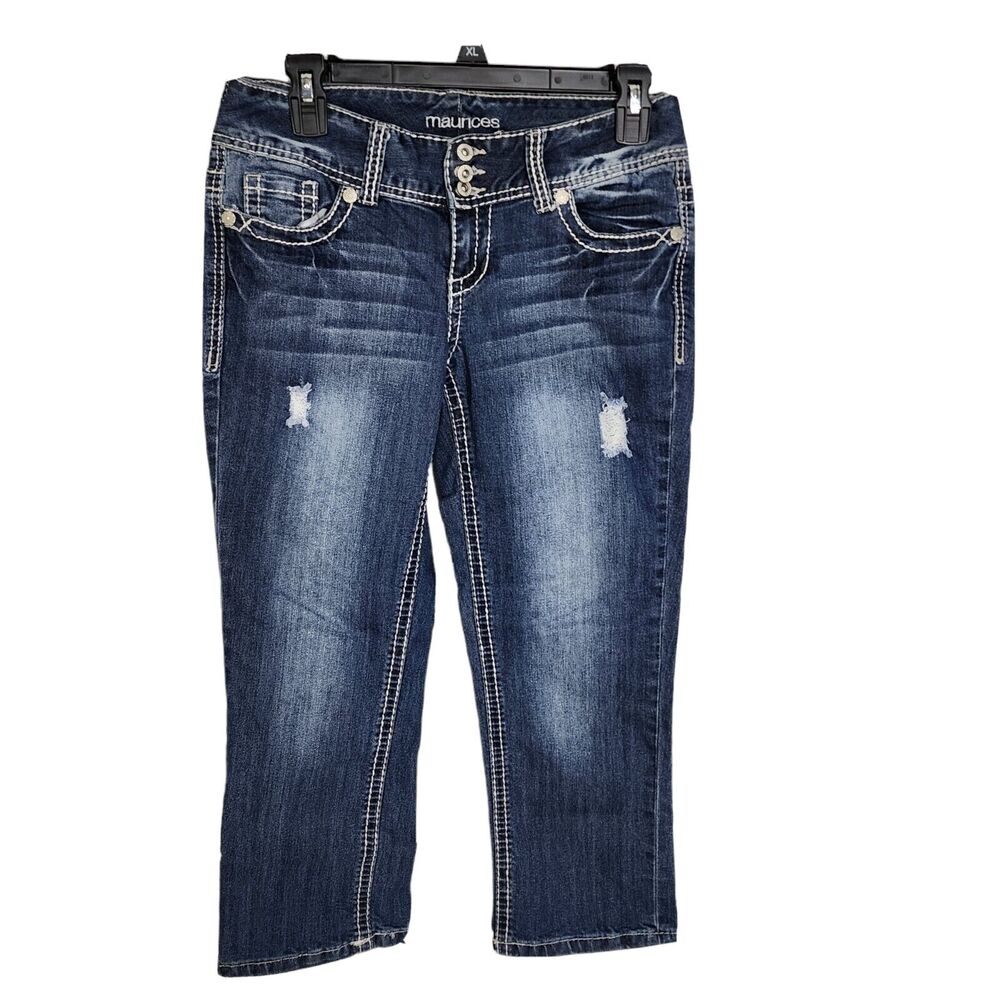 Maurices Womens Cropped Jeans Size 3/4 Blue Denim 3 Button Closure Destroyed